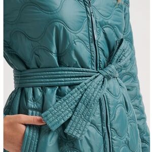 Travis Mathew SALTWATER SPRAY QUILTED JACKET